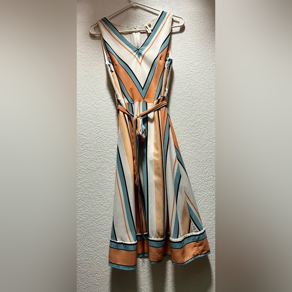 Lara Fashion sundress - Picture 1 of 2